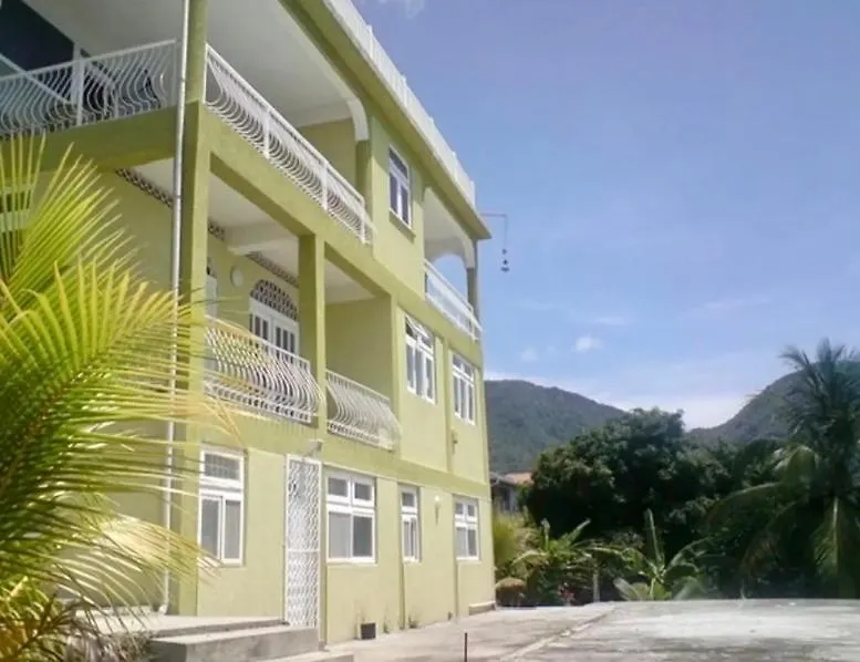 Stunning Apartment Castle Comfort Roseau
